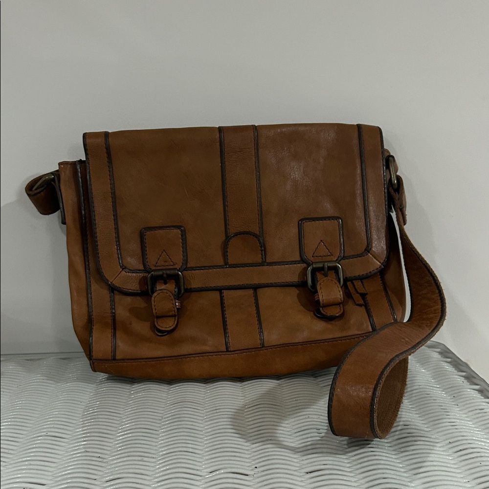 Fossil Tan Leather Messenger Bag